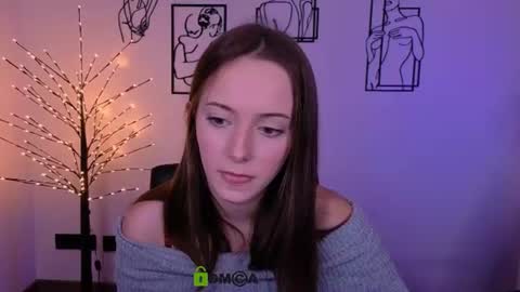 chloe_ley online show from July 19, 2026, 7:17 pm