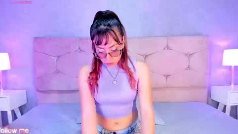 chloe_miiler online show from March 12, 2026, 2:01 pm