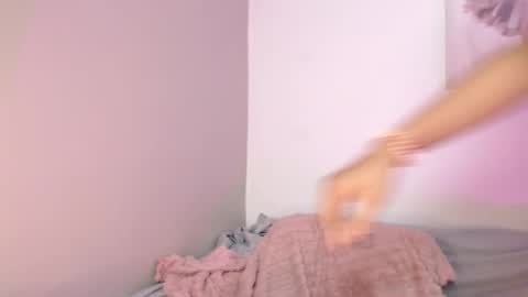 chloe_peach_ online show from May 1, 2026, 12:10 pm