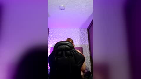 chloe_prg online show from June 26, 2026, 5:01 am