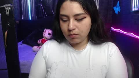 Snapshot of chloe_smith5 chatting on May 20, 2026, 3:07 pm chloe_smith5 online show from May 20, 2026, 3:07 pm