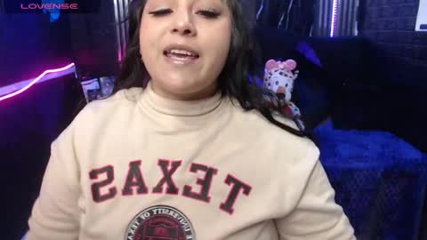 Snapshot of chloe_smith5 chatting on July 10, 2026, 1:47 pm chloe_smith5 online show from July 10, 2026, 1:47 pm