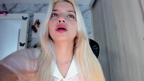 Snapshot of chloe_sweet7 chatting on June 21, 2026, 3:31 am Chloe Miller online show from June 21, 2026, 3:31 am