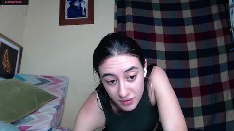 Snapshot of chloe_vahos chatting on February 12, 2025, 8:29 pm Chloe online show from February 12, 2025, 8:29 pm