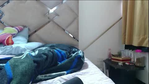 Snapshot of chloe_vahos chatting on March 10, 2026, 8:47 pm Chloe online show from March 10, 2026, 8:47 pm