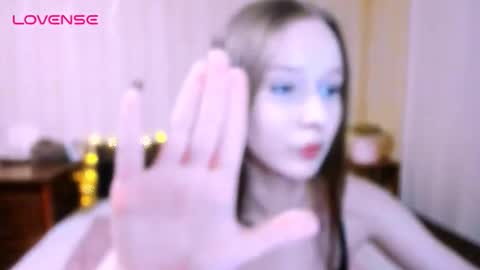 Chloe online show from March 7, 2026, 8:50 pm