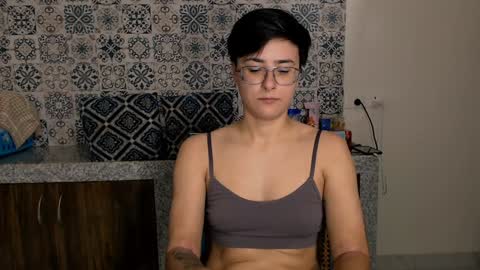 Eva and Sandra online show from February 8, 2025, 1:11 pm