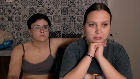 Eva and Sandra online show from February 9, 2025, 10:21 pm