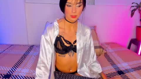 Snapshot of chloeaddamss chatting on July 10, 2026, 2:38 am 3 online show from July 10, 2026, 2:38 am