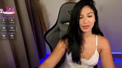 Chloe online show from May 1, 2026, 11:04 am