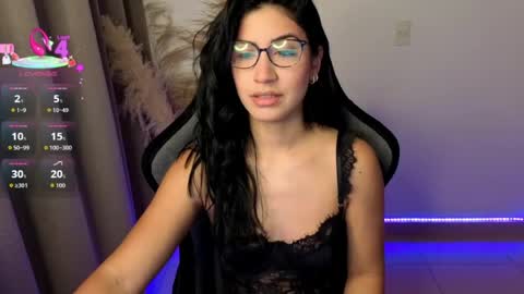 Snapshot of chloebum_ chatting on July 31, 2026, 10:58 am Chloe online show from July 31, 2026, 10:58 am