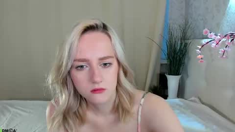 Snapshot of chloedeccker chatting on June 10, 2026, 1:06 am Chloe Deccker online show from June 10, 2026, 1:06 am