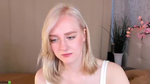 Snapshot of chloedeccker chatting on June 15, 2026, 1:08 am Chloe Deccker online show from June 15, 2026, 1:08 am