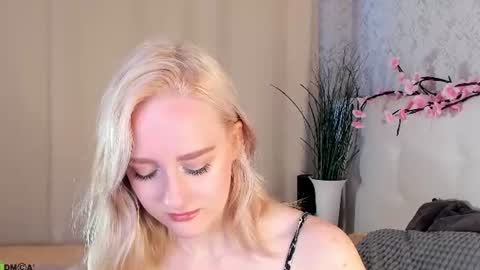 Snapshot of chloedeccker chatting on June 17, 2026, 1:08 am Chloe Deccker online show from June 17, 2026, 1:08 am