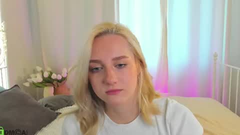 Snapshot of chloedeccker chatting on July 3, 2026, 1:01 am Chloe Deccker online show from July 3, 2026, 1:01 am