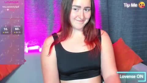 Chloee online show from December 5, 2024, 1:17 pm