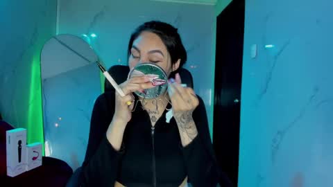 Snapshot of chloee_thompson chatting on September 25, 2025, 3:43 am ChloeeThompson online show from September 25, 2025, 3:43 am