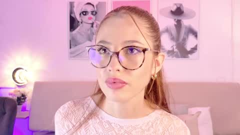 Snapshot of chloeferreira chatting on May 30, 2026, 4:09 am chloeferreira online show from May 30, 2026, 4:09 am