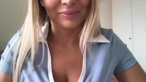 Snapshot of chloefree chatting on July 23, 2026, 2:04 pm Chloe online show from July 23, 2026, 2:04 pm