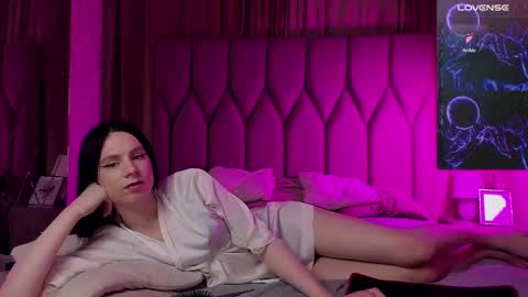 Chloe Fulton online show from March 4, 2025, 12:50 am