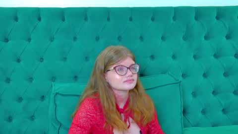 Snapshot of chloehalses chatting on June 27, 2026, 5:07 pm ChloeHalses online show from June 27, 2026, 5:07 pm