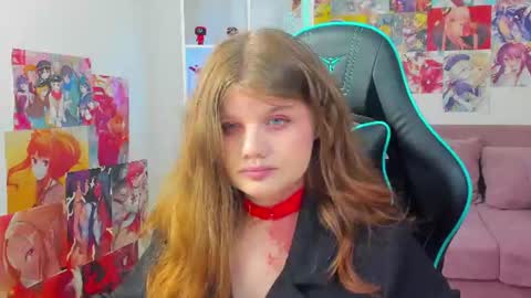 Snapshot of chloehalses chatting on July 6, 2026, 5:15 pm ChloeHalses online show from July 6, 2026, 5:15 pm