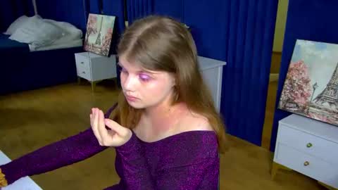 Snapshot of chloehalses chatting on July 12, 2026, 5:04 pm ChloeHalses online show from July 12, 2026, 5:04 pm
