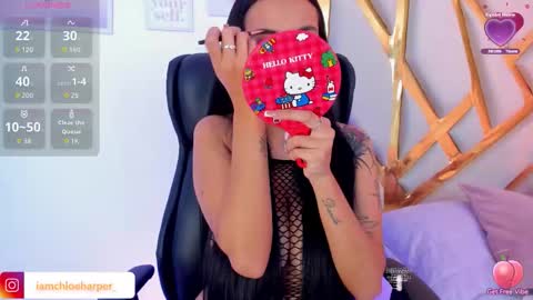  Chloe Harper  online show from November 10, 2025, 7:02 pm