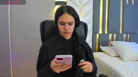  Chloe Harper  online show from July 8, 2026, 11:48 am