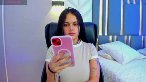  Chloe Harper  online show from July 11, 2026, 12:30 pm