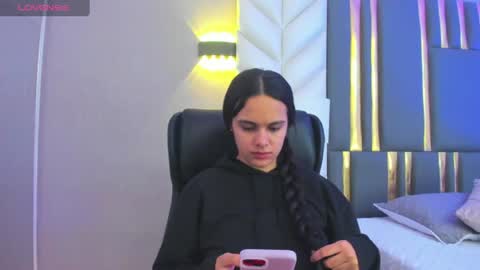  Chloe Harper  online show from July 26, 2026, 12:12 pm