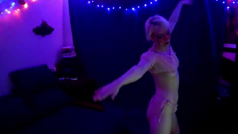 Chloekissxo online show from October 2, 2025, 2:18 am