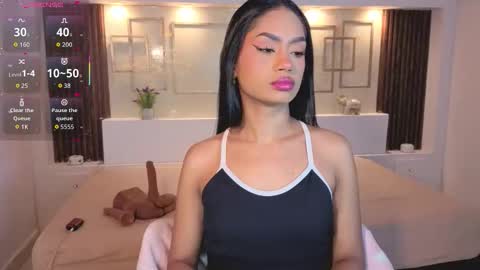 Snapshot of chloemoon9 chatting on October 7, 2025, 11:51 am Chloe Moon online show from October 7, 2025, 11:51 am