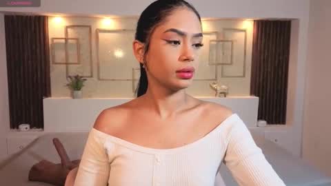 Snapshot of chloemoon9 chatting on November 11, 2025, 9:53 am Chloe Moon online show from November 11, 2025, 9:53 am