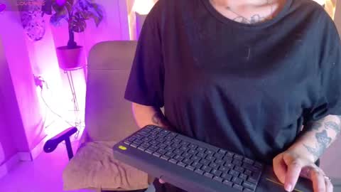 Snapshot of chloerossee chatting on September 13, 2025, 2:00 am Chloe rosse online show from September 13, 2025, 2:00 am