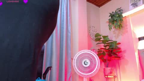 Snapshot of chloerossee chatting on May 15, 2026, 1:23 am Chloe rosse online show from May 15, 2026, 1:23 am