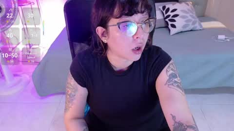 Snapshot of chloerossee chatting on May 28, 2026, 1:14 am Chloe rosse online show from May 28, 2026, 1:14 am