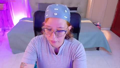 Snapshot of chloerossee chatting on June 6, 2026, 7:29 pm Chloe rosse online show from June 6, 2026, 7:29 pm