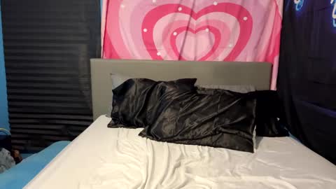 Chloes Big Boobs online show from February 2, 2025, 6:48 am