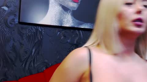 Snapshot of chloevee chatting on January 20, 2025, 10:07 am Chloe Vee online show from January 20, 2025, 10:07 am