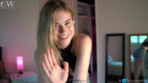 Snapshot of chloewildd chatting on January 13, 2025, 5:23 pm Chloe online show from January 13, 2025, 5:23 pm