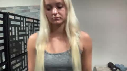 Snapshot of chloexbabe chatting on January 18, 2026, 5:00 am Chloe Babe online show from January 18, 2026, 5:00 am