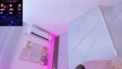 Snapshot of chlooee_ chatting on January 24, 2025, 2:51 pm Chlooe online show from January 24, 2025, 2:51 pm