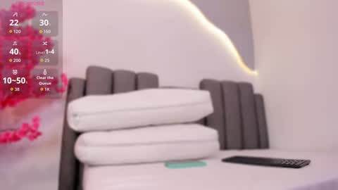 Snapshot of chlowe_taylor chatting on September 22, 2025, 8:11 pm chlowe online show from September 22, 2025, 8:11 pm