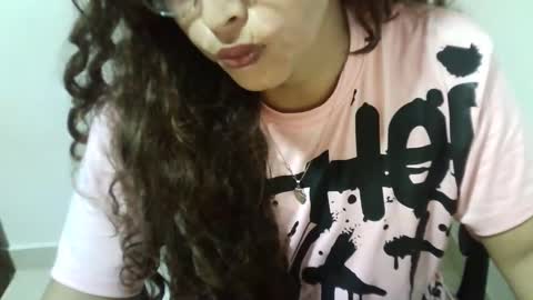 chochohot45 online show from February 4, 2025, 5:53 am