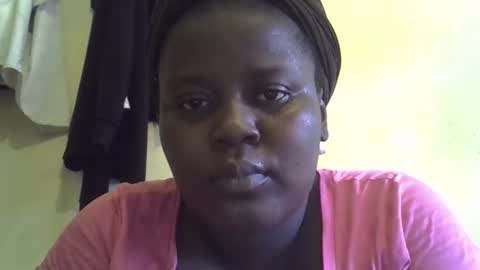 Snapshot of choclate_goddess chatting on April 16, 2026, 12:06 pm Paula online show from April 16, 2026, 12:06 pm