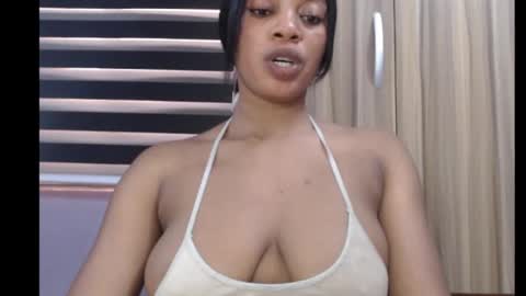 Snapshot of choco_chocox chatting on January 14, 2025, 7:59 am ESTHER online show from January 14, 2025, 7:59 am