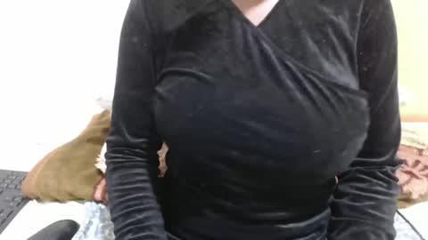 Choco online show from November 4, 2025, 10:14 am