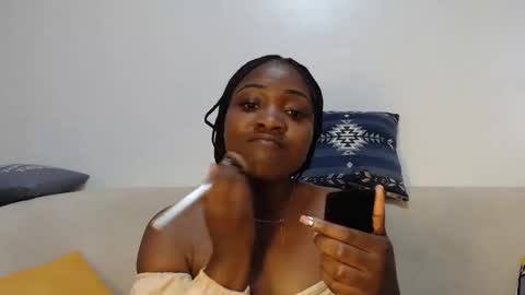 Snapshot of chocolate_desiree chatting on May 18, 2026, 9:26 am Lofti online show from May 18, 2026, 9:26 am