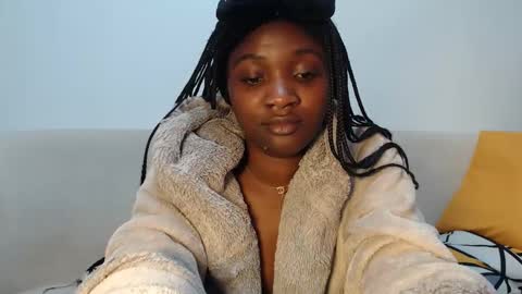 Snapshot of chocolate_desiree chatting on May 31, 2026, 10:44 pm Lofti online show from May 31, 2026, 10:44 pm